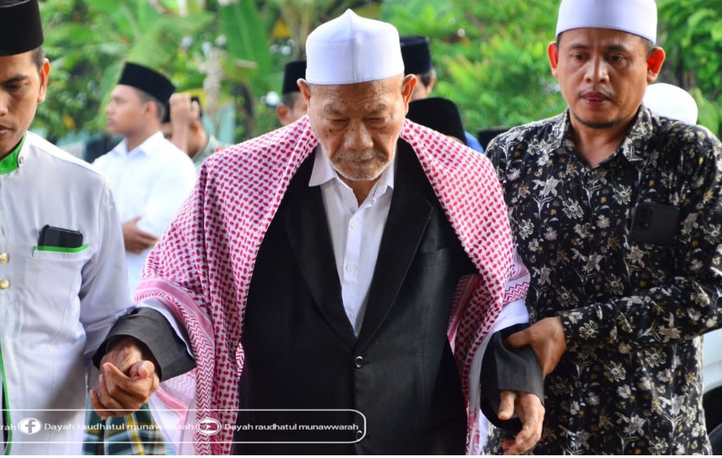 Aceh Berduka, Abu Kuta Krueng Meninggal Dunia Ulama Kharismatik Wafat di RSUZA