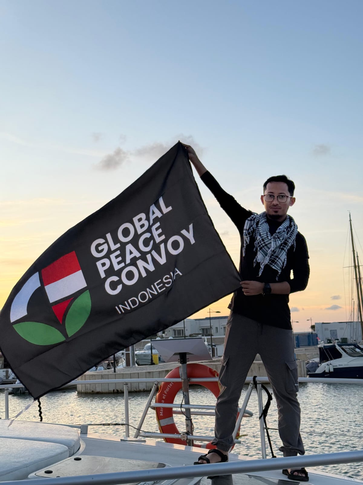 USTADZ MUHAMMAD HUSEIN GAZA Berlayar ! Pecahkan Blokade Gaza Bersama Global Sumud Flotilla